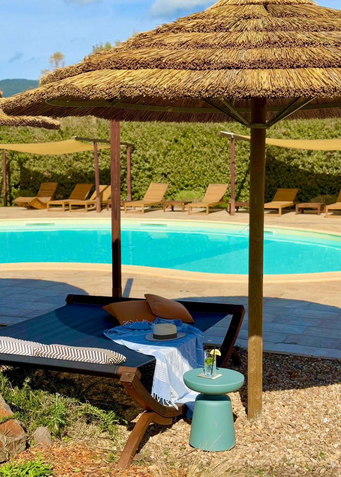Is Cheas Wine Farm Boutique Hotel San Vero Milis Exterior foto